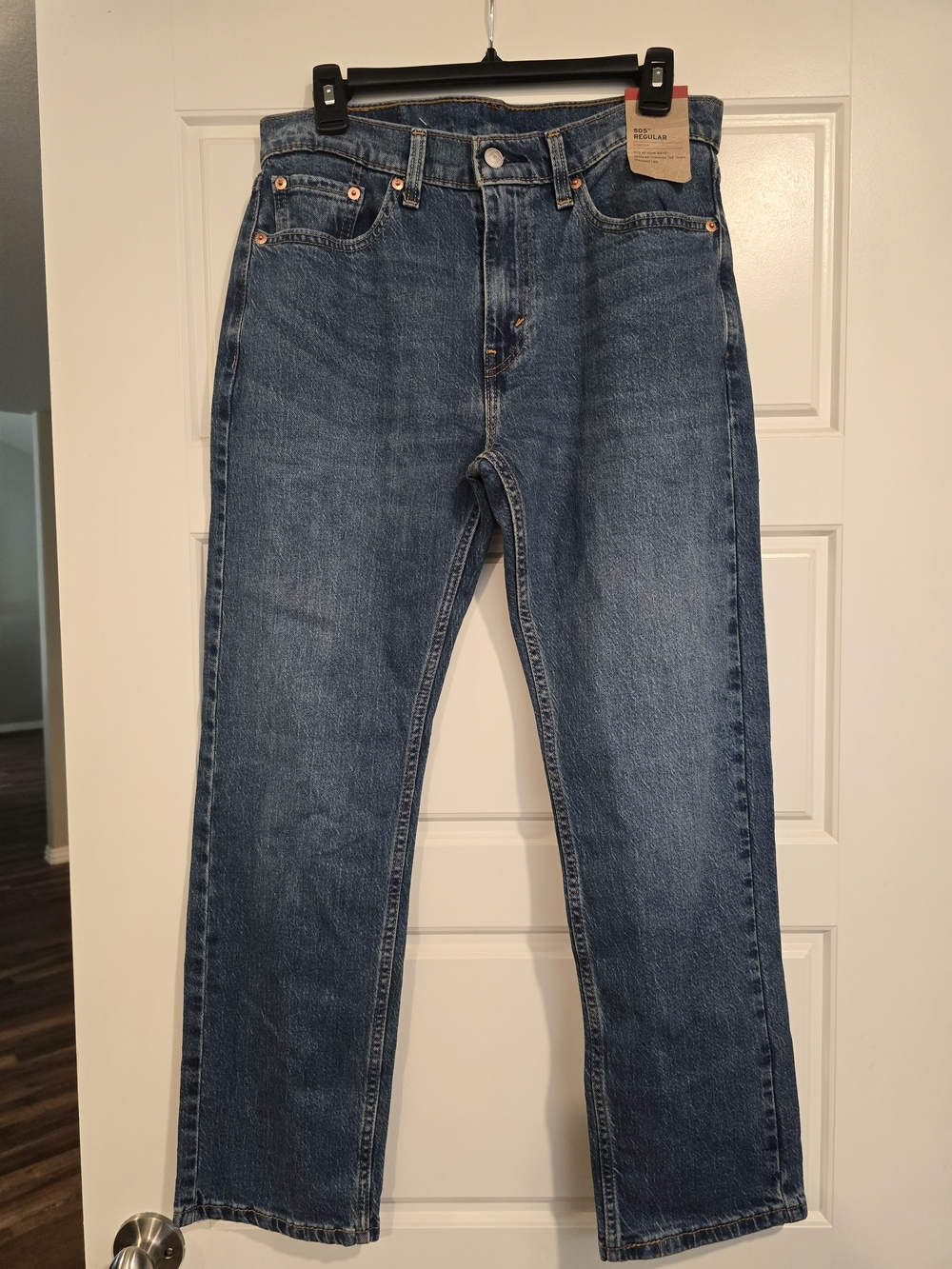 Levi's Men's Medium Blue Straight Jeans